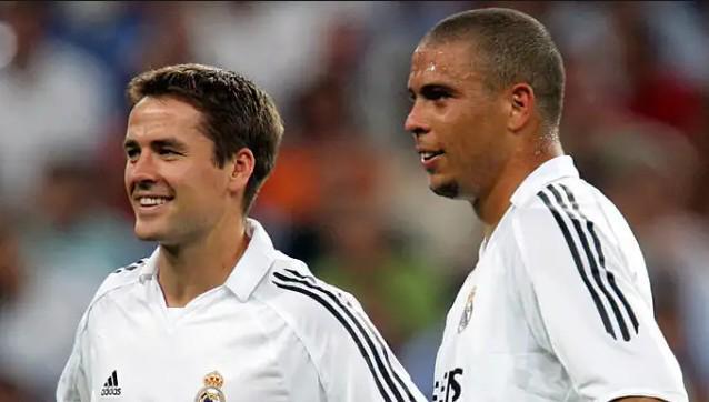 层传奇色彩 层传奇色彩